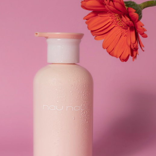Los Beneficios de Usar Productos Naturales en tu Cabello: Belleza y Salud en Armonía con la Naturaleza